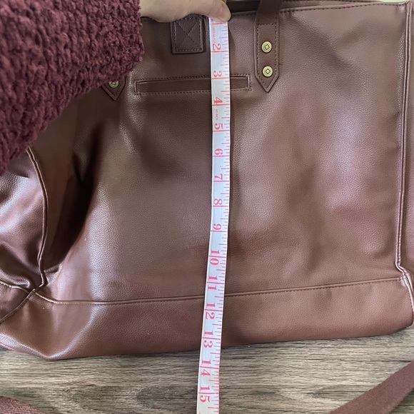 Square tote by Thirty One Gifts - Picture 2 of 7